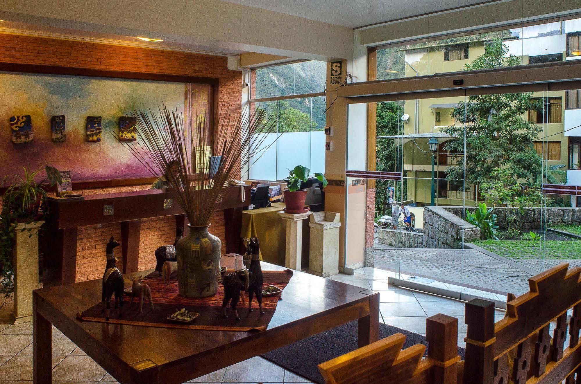 Hotel Taypikala Machupicchu Exterior photo
